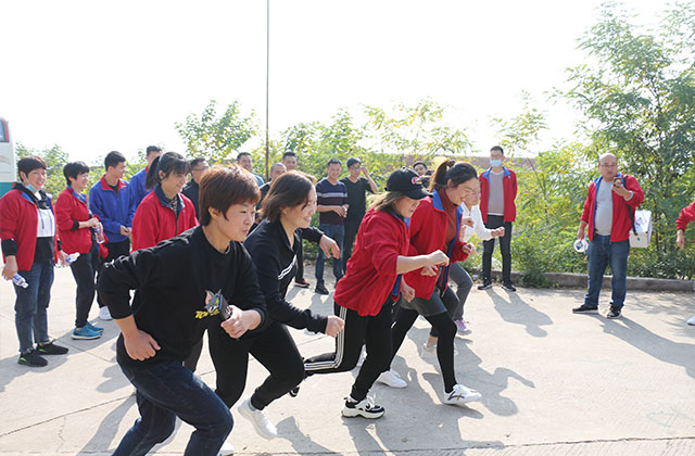 登皋山团建